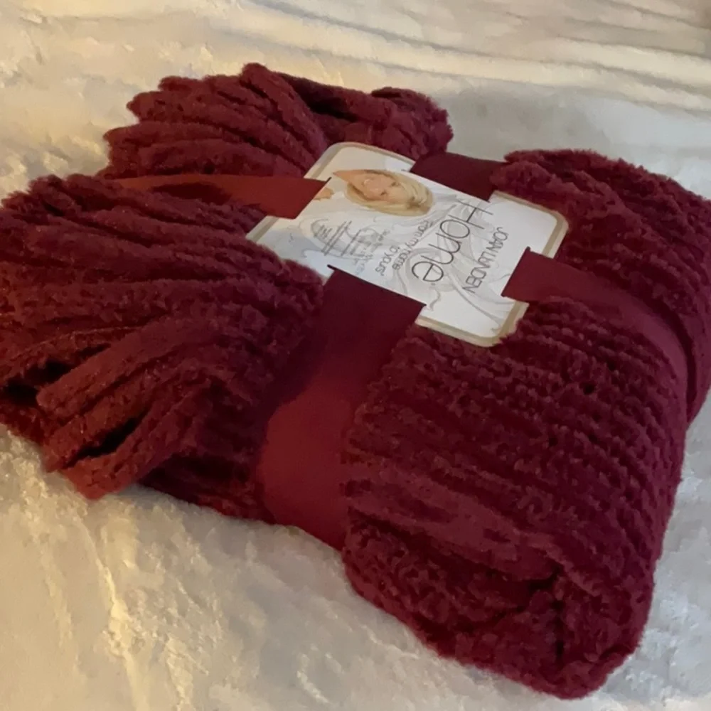 Joan Lunden Faux Fur Throw Blanket